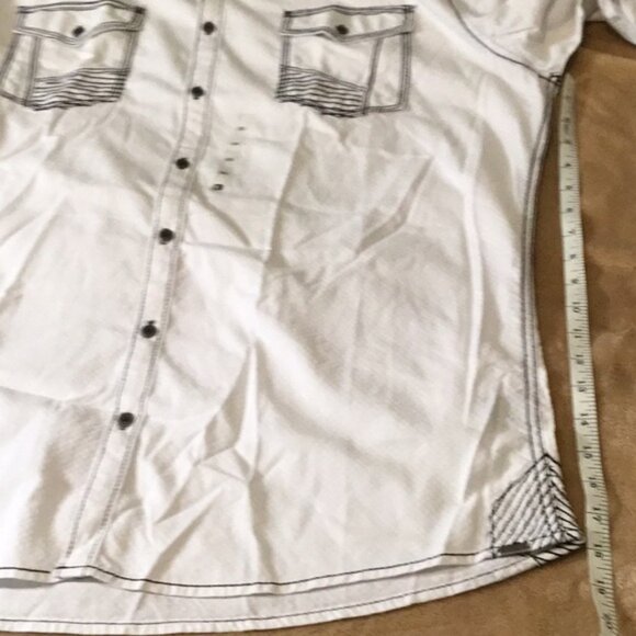 Buckle White Button-Up Shirt with Black Accents - Picture 6 of 11